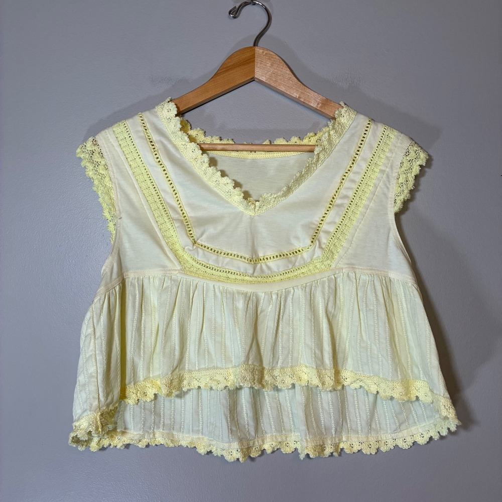 Pale Yellow Crochet Lace Babydoll Top Sleeveless Ruffle Hem Size M